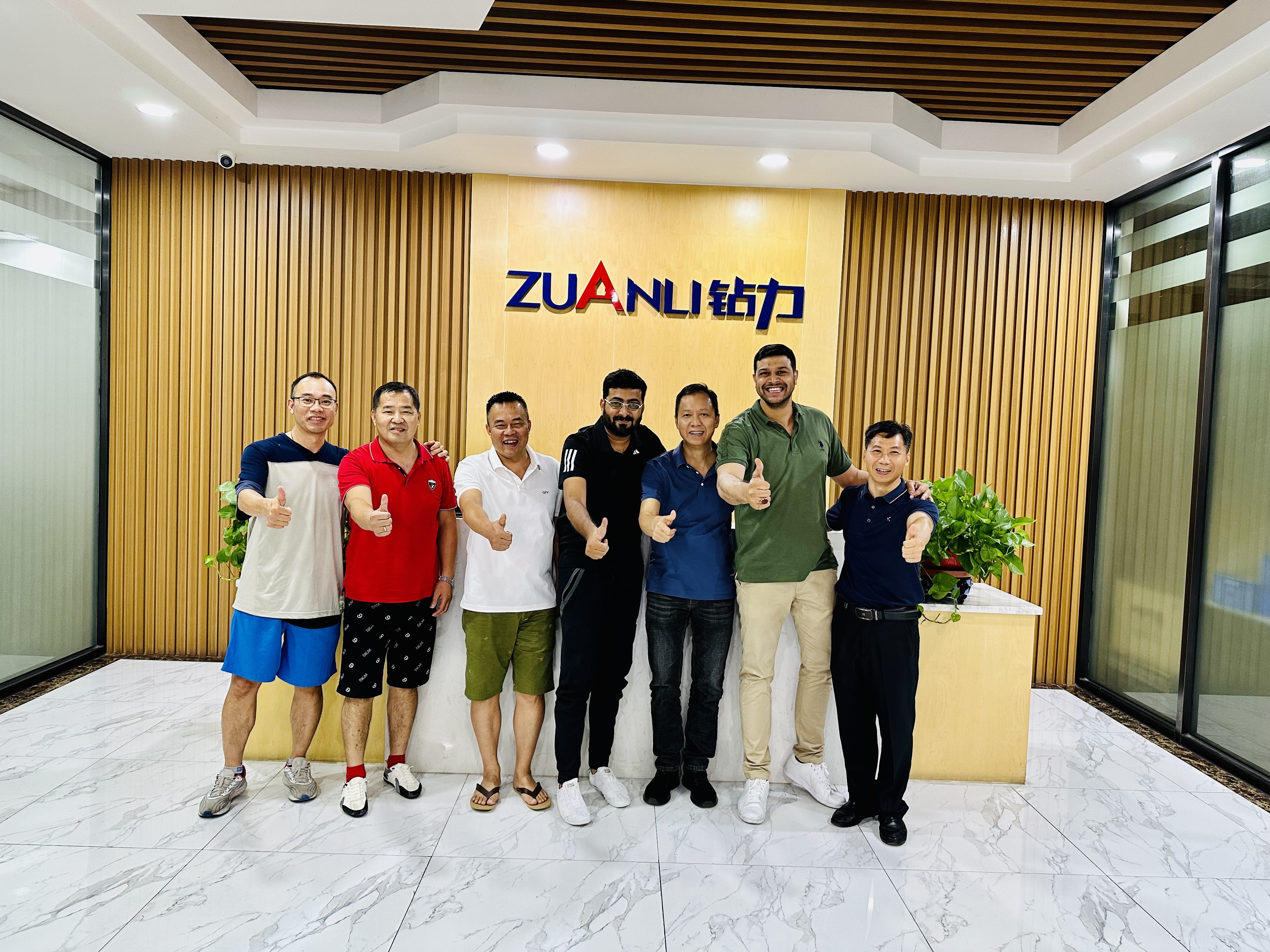 Ro Booster Pump Dealer 와서 Zuani Company를 방문하십시오.