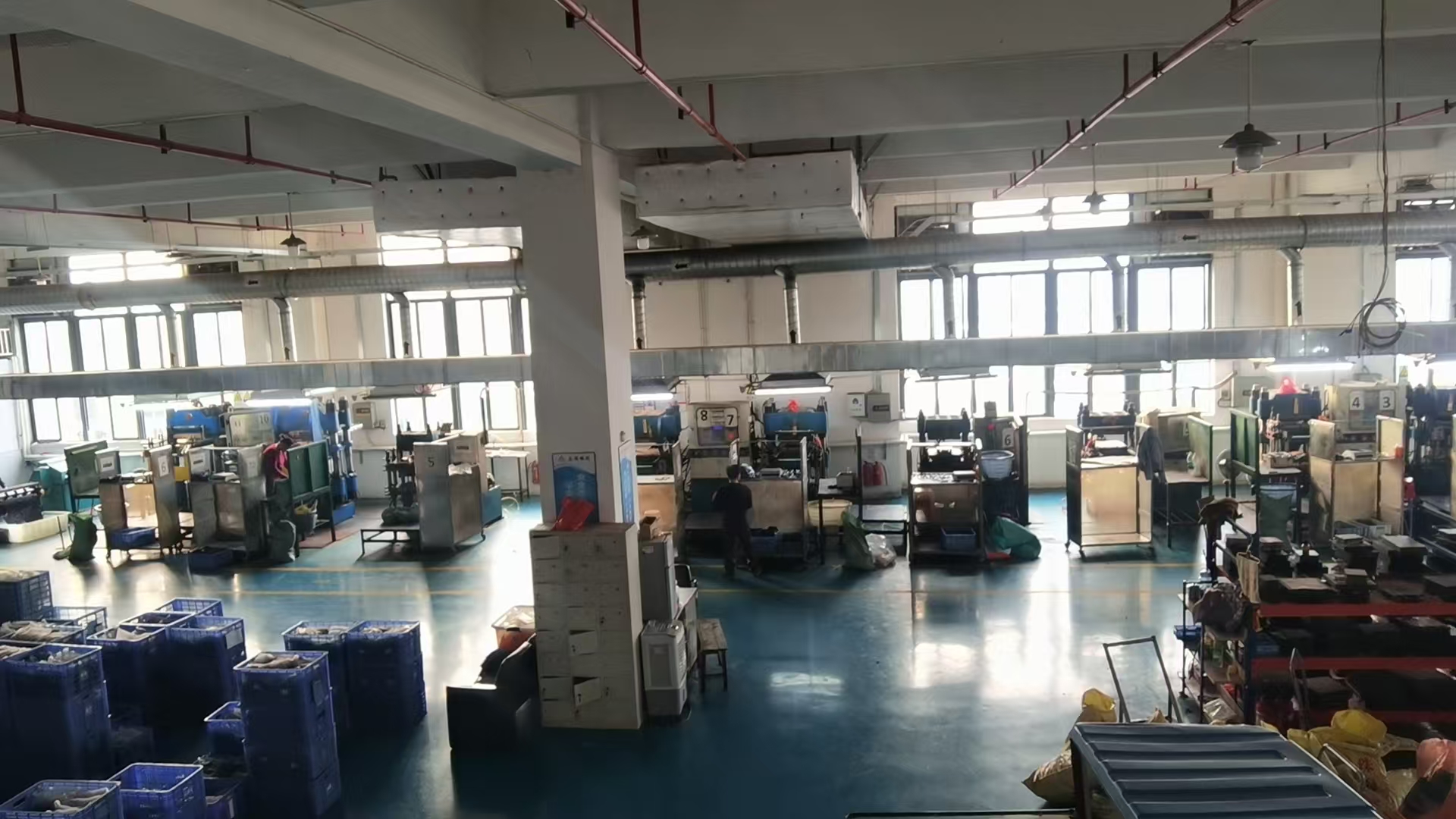 Zhengguan 고무 제조 공장에서